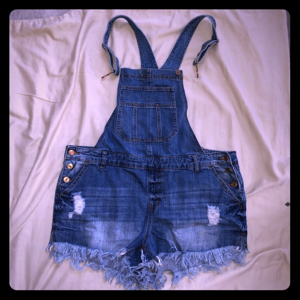 5 for 50 EUC Refuge suspender shorts